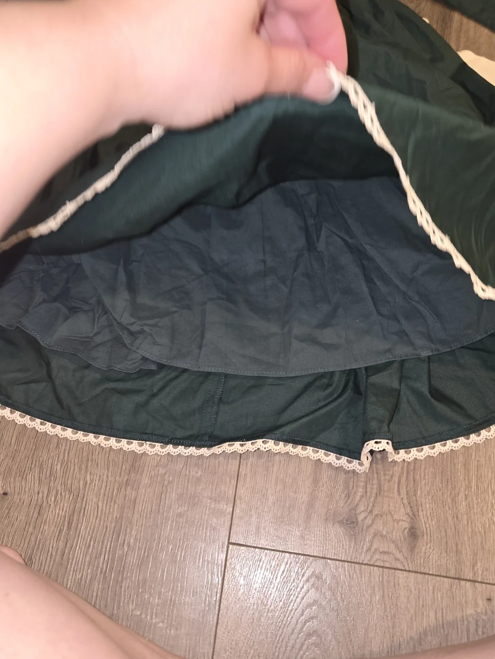 Evies Closet classic dark
